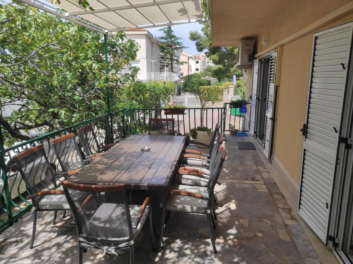 Apartments Vekic Makarska Exterior foto
