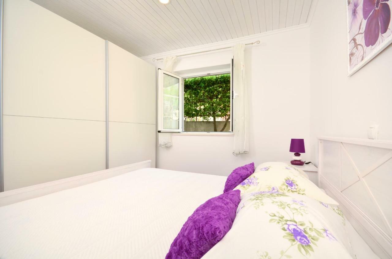 Apartments Vekic Makarska Exterior foto